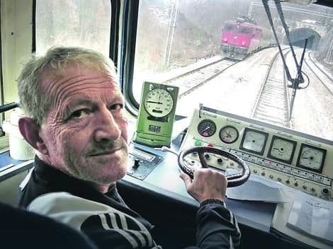 ČUDOM IZBJEGNUTA TRAGEDIJA: Urušio se tunel na pruzi Beograd-Bar ČUDOM IZBJEGNUTA TRAGEDIJA: Urušio se tunel na pruzi Beograd-Bar