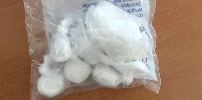 Podgoričanka uhapšena u Porto Montenegru zbog kokaina Podgoričanka uhapšena u Porto Montenegru zbog kokaina