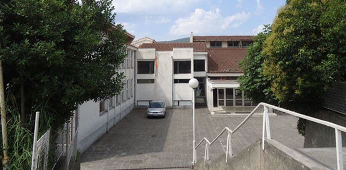 Osnovci sa Savine još ne znaju gdje će za 12 dana pohađati školu Osnovci sa Savine još ne znaju gdje će za 12 dana pohađati školu