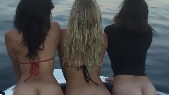 FOTO: Opustile se na odmoru: Seksi glumice pokazale gole zadnjice FOTO: Opustile se na odmoru: Seksi glumice pokazale gole zadnjice