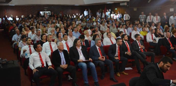 Bečić u Beranama: Đukanovića ćemo politički nokautirati Bečić u Beranama: Đukanovića ćemo politički nokautirati