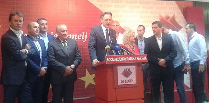 Ne ukidati pravo na slobodno mišljenje o istorijskim činjenicama Ne ukidati pravo na slobodno mišljenje o istorijskim činjenicama