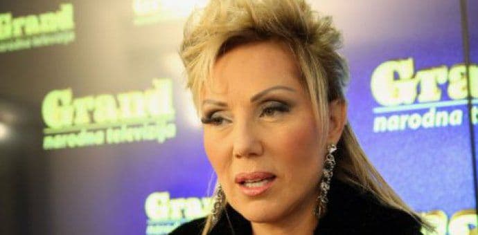 Lepa Brena ponovo ima zdravstvene probleme: Trpi jake bolove Lepa Brena ponovo ima zdravstvene probleme: Trpi jake bolove