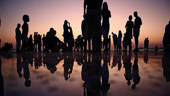 Kako bi svijet izgledao kada bi na njemu živjelo samo 100 ljudi Kako bi svijet izgledao kada bi na njemu živjelo samo 100 ljudi