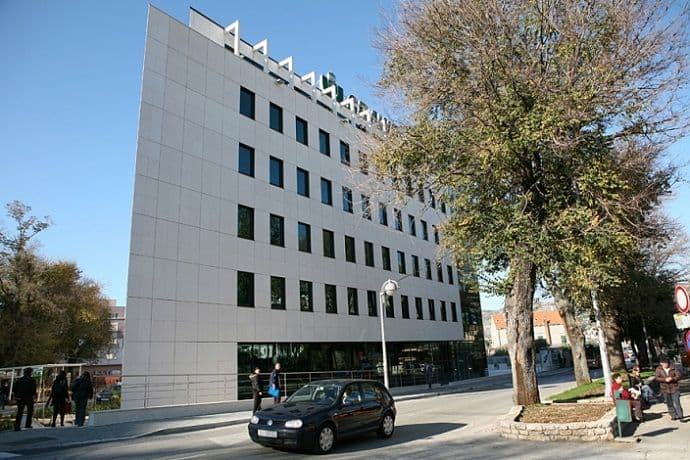 Reagovanje: Liječenje u klinici Marin Med je lični izbor svakog pacijenta Reagovanje: Liječenje u klinici Marin Med je lični izbor svakog pacijenta