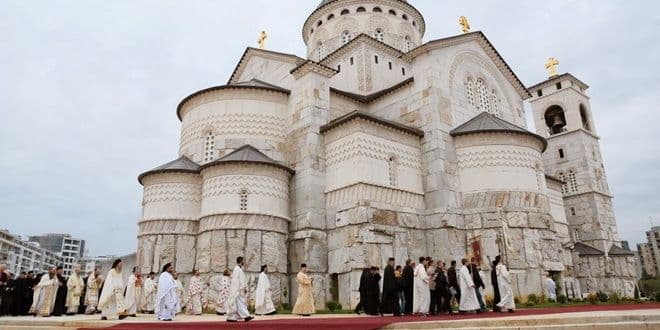 Odgovor na reagovanje SPC u Crnoj Gori: Čija je naša imovina Odgovor na reagovanje SPC u Crnoj Gori: Čija je naša imovina