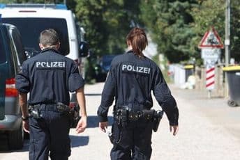 Troje ranjenih u sukobu policije i "Građana Rajha"