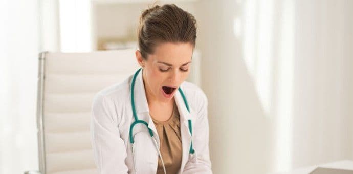 Evo zašto vam se spava na poslu oko 15 sati! Evo zašto vam se spava na poslu oko 15 sati!