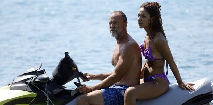 Aktivni odmor Frana Lasića pred novu sezonu serije „Budva na pjenu od mora“ Aktivni odmor Frana Lasića pred novu sezonu serije „Budva na pjenu od mora“