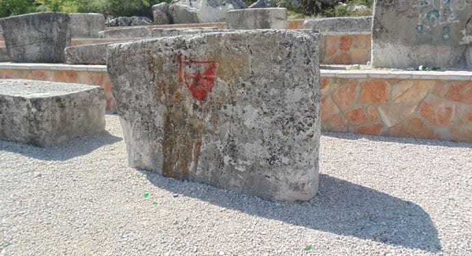 SKANDALOZNO: Nikšićki „delijski“ stećci SKANDALOZNO: Nikšićki „delijski“ stećci