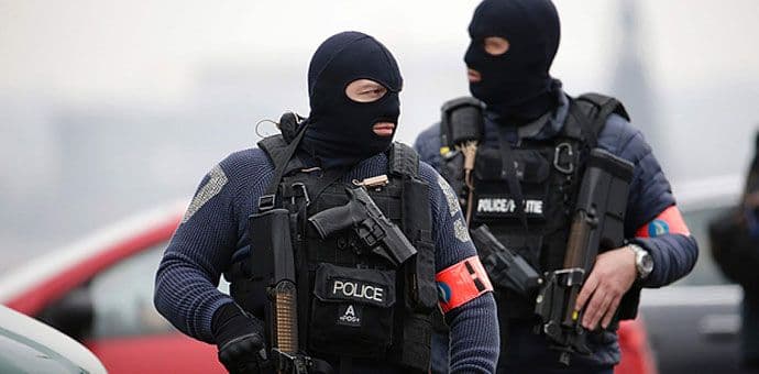 Eksplozija u Briselu: Probili ogradu, detonirali bombu Eksplozija u Briselu: Probili ogradu, detonirali bombu