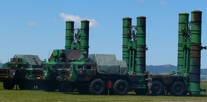 Iran: Raketni sistem S-300 čuva nukleatno postrojenje Iran: Raketni sistem S-300 čuva nukleatno postrojenje