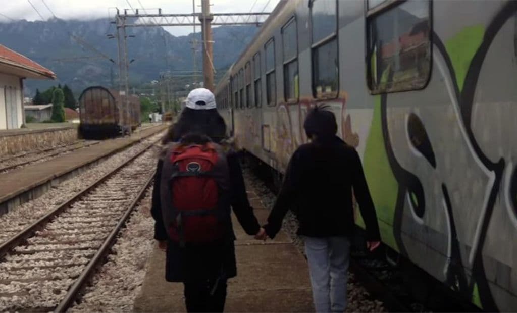 Tibetanci oduševljeni: Vozom od Bara do Beograda (VIDEO) Tibetanci oduševljeni: Vozom od Bara do Beograda (VIDEO)