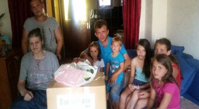 Cerovićima iz Podgorice potrebna pomoć: Plačemo noću krišom, ubila nas muka Cerovićima iz Podgorice potrebna pomoć: Plačemo noću krišom, ubila nas muka