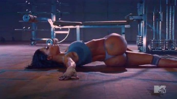 FOTO: Od razmažene bogatašice do zvijezde: O njoj svi pričaju FOTO: Od razmažene bogatašice do zvijezde: O njoj svi pričaju