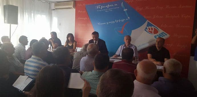 Nakon odluke SNP-a: Rakčević i Lekić pozdravljaju, DPS "trlja ruke" Nakon odluke SNP-a: Rakčević i Lekić pozdravljaju, DPS "trlja ruke"