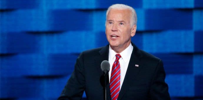 Bajden: Samo zamislite davanje nuklearnih šifri Trampu Bajden: Samo zamislite davanje nuklearnih šifri Trampu