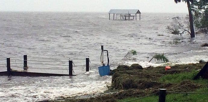 Uragan "Hermina" stigao na Floridu Uragan "Hermina" stigao na Floridu