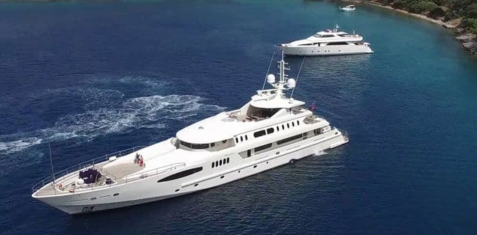 Porto Montenegro: Stižu superjahte i brokeri Porto Montenegro: Stižu superjahte i brokeri