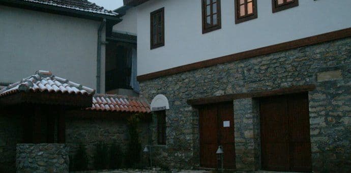 Goranović otvara, Šerbedžija i Alikavazović gosti 46. Ratkovićevih večeri poezije Goranović otvara, Šerbedžija i Alikavazović gosti 46. Ratkovićevih večeri poezije