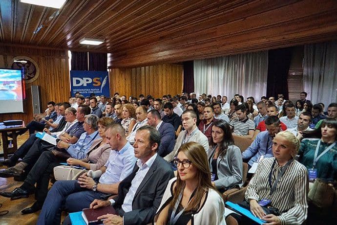 Izabran novi opštinski odbor Savjeta mladih DPS-a Nikšić Izabran novi opštinski odbor Savjeta mladih DPS-a Nikšić