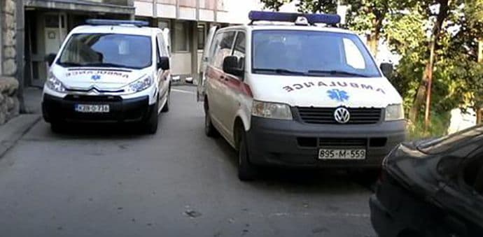 STRAVIČAN UDES: Bračni par poginuo, djevojčica teško povrijeđena STRAVIČAN UDES: Bračni par poginuo, djevojčica teško povrijeđena