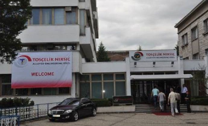 Radnik Željezare teško povrijeđen, pao sa kranske staze Radnik Željezare teško povrijeđen, pao sa kranske staze