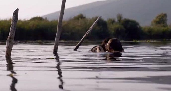 Poljubac Kusturice i Monike Beluči je HIT na internetu(VIDEO) Poljubac Kusturice i Monike Beluči je HIT na internetu(VIDEO)