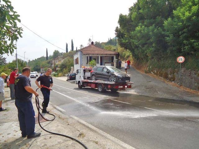 U sudaru povrijeđeno dvoje motociklista U sudaru povrijeđeno dvoje motociklista