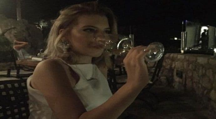 Podgoričanka Jovana Spasojević studira u Milanu: I u Toskani pohvaljeno crnogorsko vino Podgoričanka Jovana Spasojević studira u Milanu: I u Toskani pohvaljeno crnogorsko vino