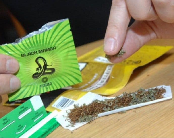 CRNA MAMBA: Evropa u haosu zbog nove opasne droge CRNA MAMBA: Evropa u haosu zbog nove opasne droge