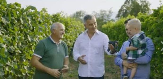 VIDEO: Pogledajte predizborni spot DPS-a VIDEO: Pogledajte predizborni spot DPS-a