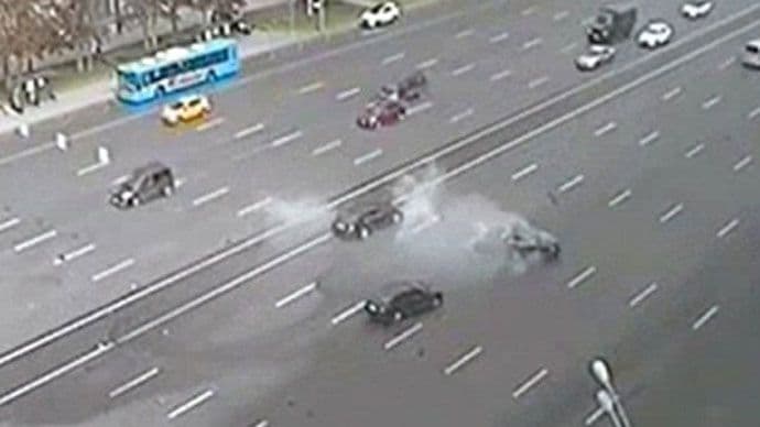 Poginuo vozač, smrskan Putinov BMW(VIDEO) Poginuo vozač, smrskan Putinov BMW(VIDEO)