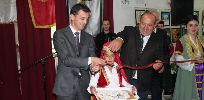 Ministar Bošković prisustvovao otvaranju Srednje mješovite škole u Petnjici Ministar Bošković prisustvovao otvaranju Srednje mješovite škole u Petnjici