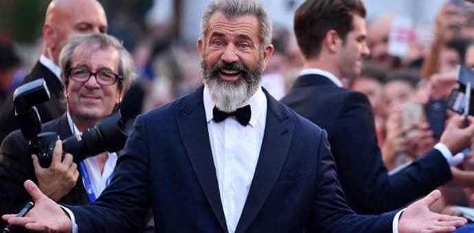 Film Mela Gibsona u Veneciji izazvao 10-minutne ovacije (VIDEO) Film Mela Gibsona u Veneciji izazvao 10-minutne ovacije (VIDEO)