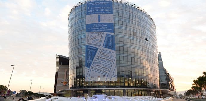 KULTURNA JESEN U PODGORICI: Koncert CSO na Trgu, Sajam knjiga od 5. oktobra u Capital Plazi KULTURNA JESEN U PODGORICI: Koncert CSO na Trgu, Sajam knjiga od 5. oktobra u Capital Plazi