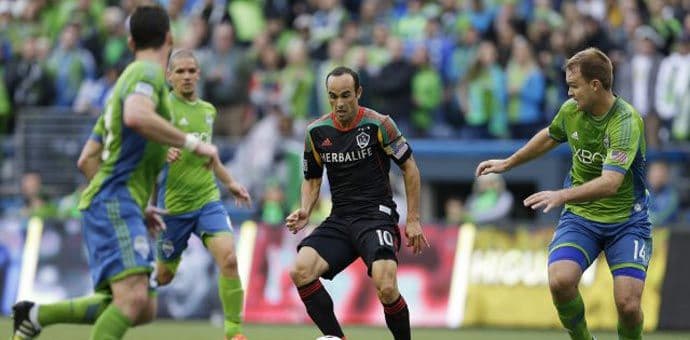 Legendarni Amerikanac se vratio fudbalu i igraće u svom omiljenom klubu Legendarni Amerikanac se vratio fudbalu i igraće u svom omiljenom klubu