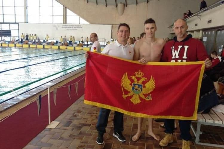 Debituje Ilija Tadić Debituje Ilija Tadić