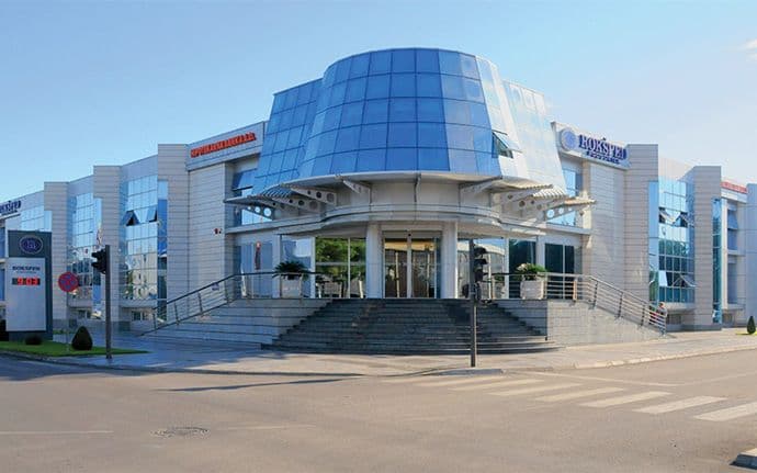 Vesko Šćekić i Mihailo Perović štrajkuju u upravnoj zgradi “Rokšpeda” Vesko Šćekić i Mihailo Perović štrajkuju u upravnoj zgradi “Rokšpeda”