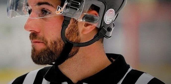 Sudija umro pošto ga je pak pogodio u glavu Sudija umro pošto ga je pak pogodio u glavu