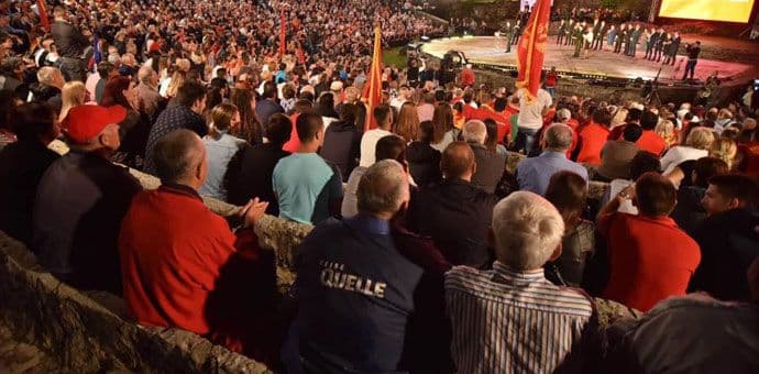 DN: Demokratski front farba građane i štancuje pristalice DN: Demokratski front farba građane i štancuje pristalice