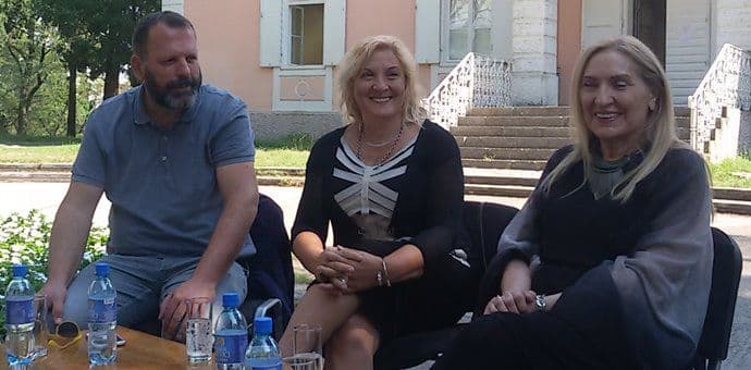 CSUCG: Emigrantska priča Vesne Perunović u Dvorcu Petrovića CSUCG: Emigrantska priča Vesne Perunović u Dvorcu Petrovića