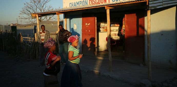 Logori za neposlušne žene i vještice u Gani Logori za neposlušne žene i vještice u Gani