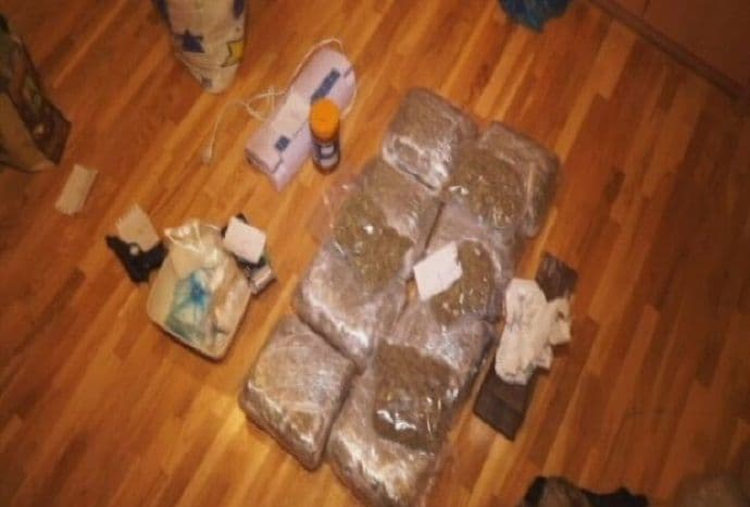 Hrvatski narko-bos pao sa 57 kg droge, vrijedne 30 miliona! (VIDEO) Hrvatski narko-bos pao sa 57 kg droge, vrijedne 30 miliona! (VIDEO)