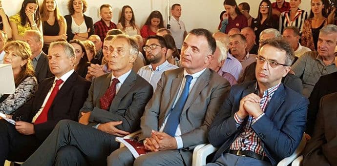 Lekić: U Crnoj Gori vlast se doživljava kao podjela plijena Lekić: U Crnoj Gori vlast se doživljava kao podjela plijena