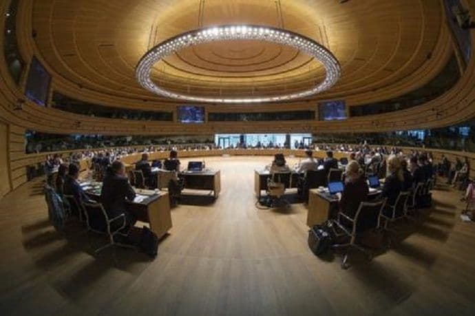 ODLUČENO U BRISELU Prihvaćen zahtjev za članstvo BiH u EU ODLUČENO U BRISELU Prihvaćen zahtjev za članstvo BiH u EU