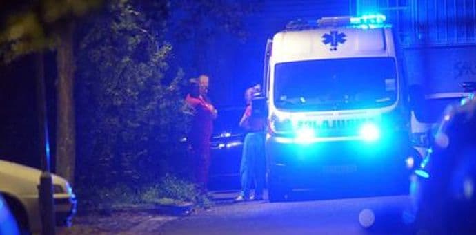 BG: Nakon svađe muškarac izboden nožem kod Terazijske česme BG: Nakon svađe muškarac izboden nožem kod Terazijske česme