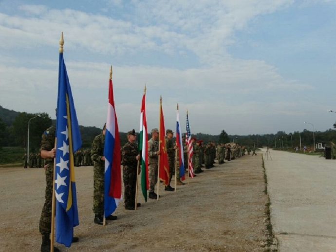 Crnogorski vojnici učestvovali na međunarodnoj vježbi u Hrvatskoj Crnogorski vojnici učestvovali na međunarodnoj vježbi u Hrvatskoj