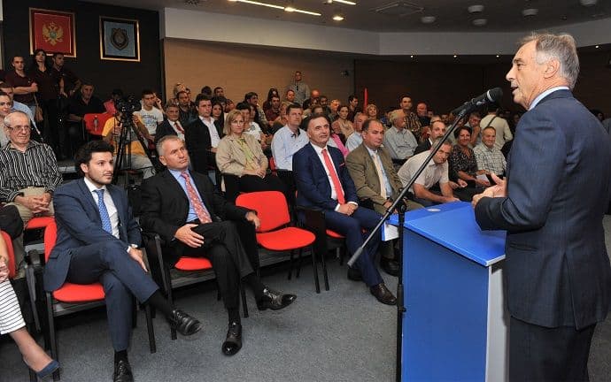 Lekić: Imamo slom svih vrijednosti, moramo to promijeniti ! Lekić: Imamo slom svih vrijednosti, moramo to promijeniti !