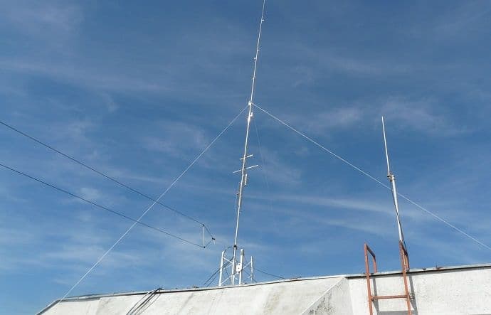 Proradio prvi civilni digitalni radio-repetitor u Crnoj Gori Proradio prvi civilni digitalni radio-repetitor u Crnoj Gori